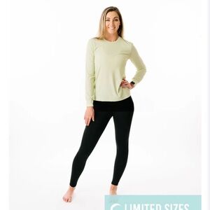 🌙 Zyia Active women’s white promo long sleeve t size xxxl